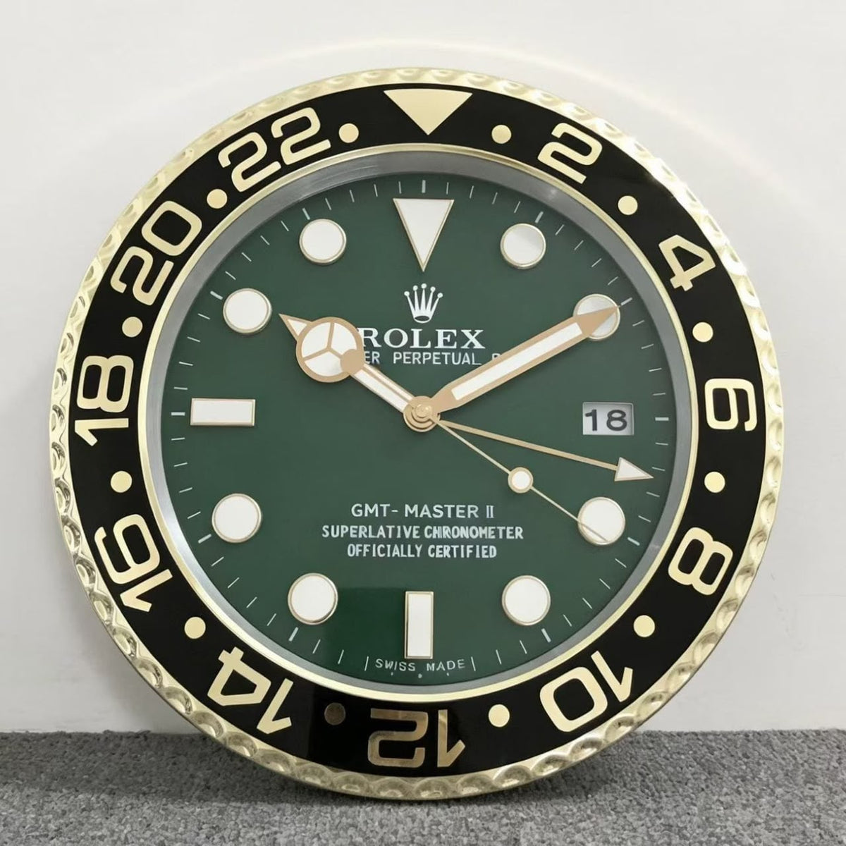 AMAZING GMT WALL CLOCK