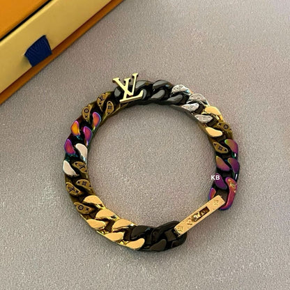 AMAZING VUITTON ®️SUPER HIGH QUALITY METAL BRACELETS