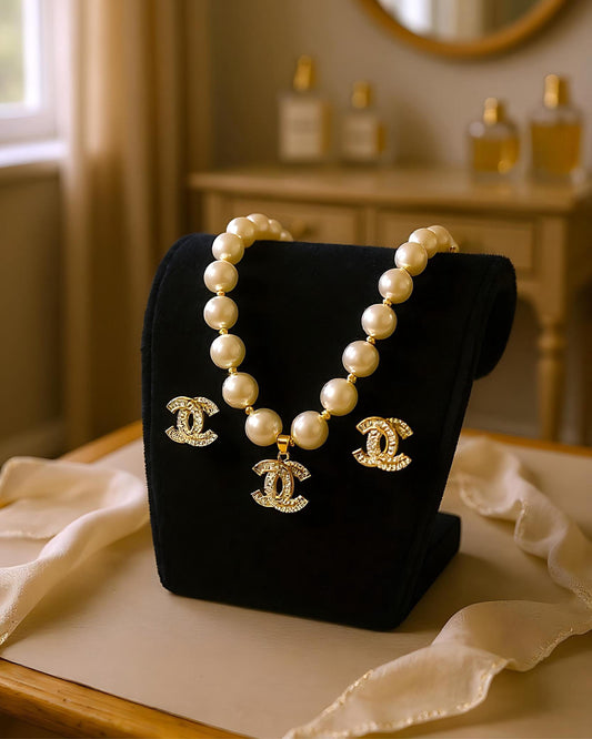 AMAZING  PEARL CHANEL PENDENT SET WITH CC INITIAL EARRING,
