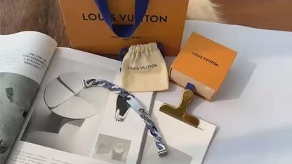 AMAZING VUITTON CUBAN CHAIN BRACELET