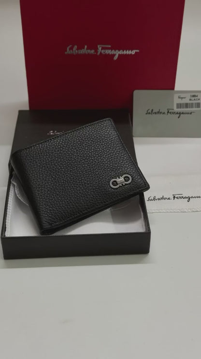 AMAZING FERRAGAMO INITIAL WALLET😍