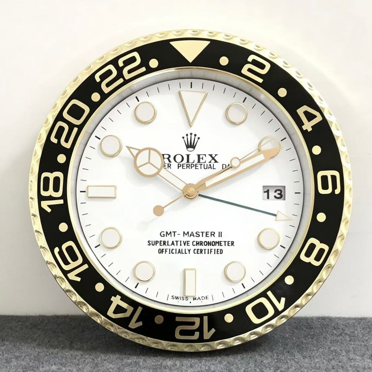 AMAZING GMT WALL CLOCK