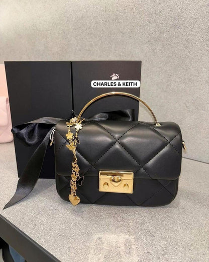 AMAZING TOP HANDLE BAG*