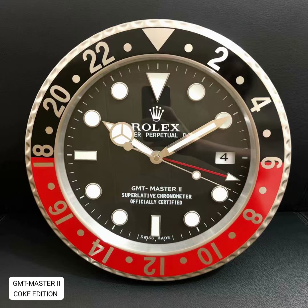 AMAZING WALL CLOCK