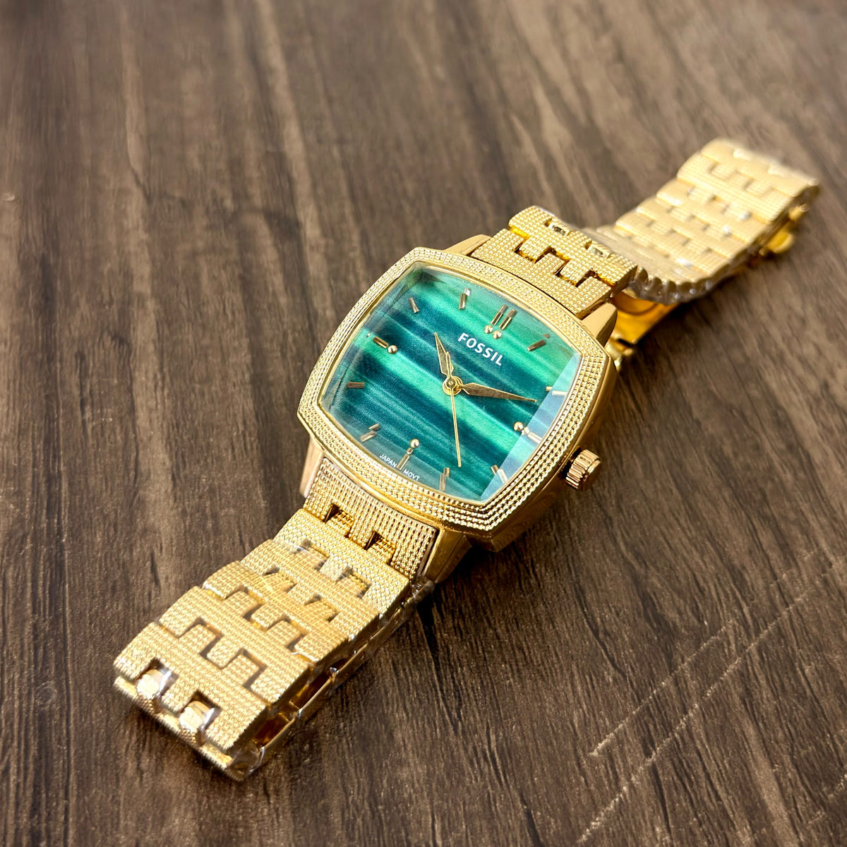 AMAZING FOSSIL LADIES WATCH