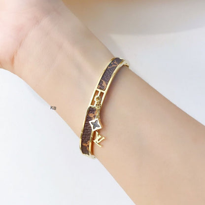AMAZING LV BRACELET