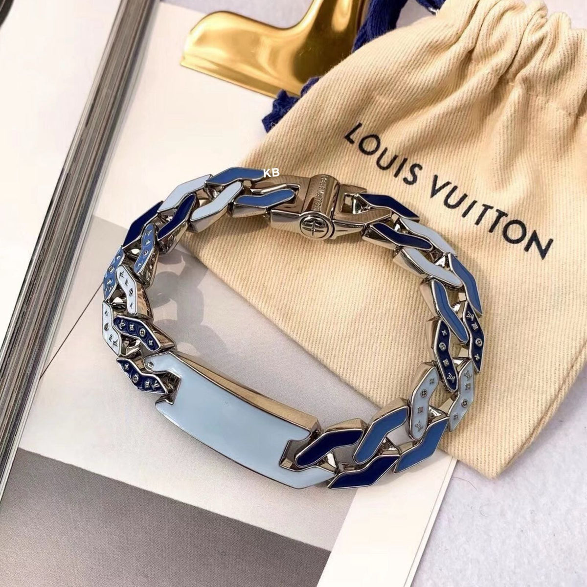 AMAZING VUITTON CUBAN CHAIN BRACELET