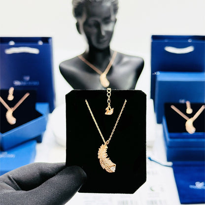 AMAZING IDYLLIA FEATHER PENDANT😍