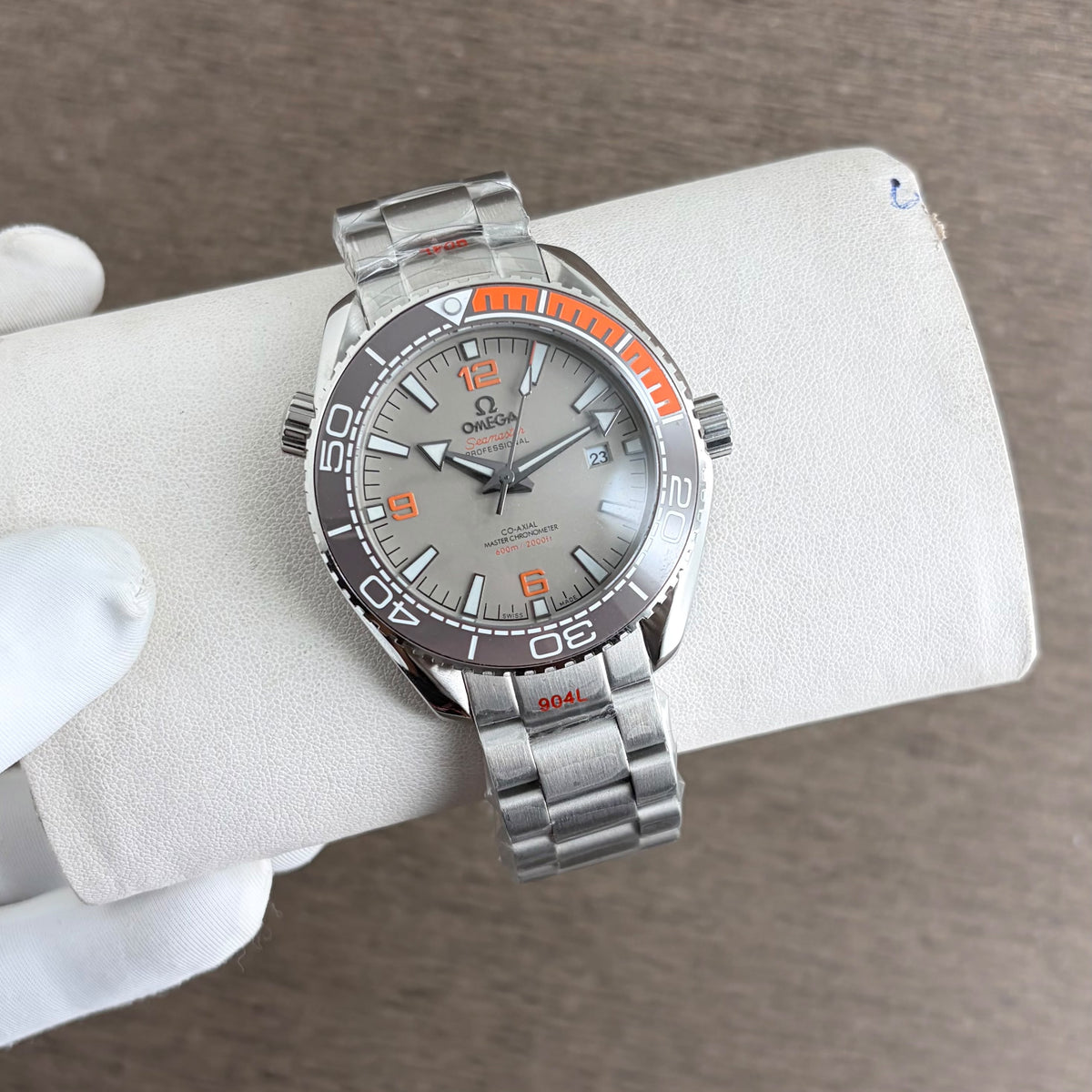 AMAZING SEAMASTER PLANET OCEAN MEN'S WATCH