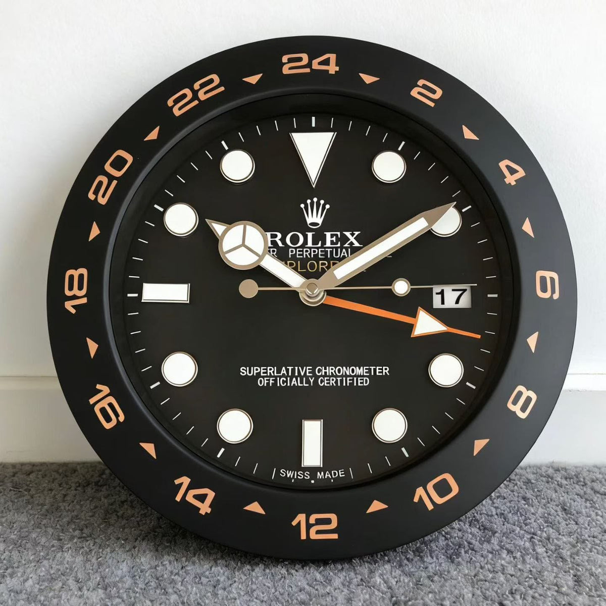 AMAZING WALL CLOCK