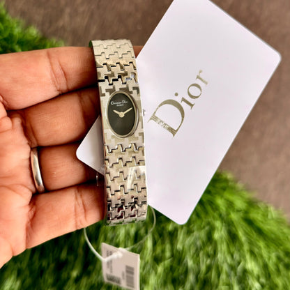 Amazing _Christian Dior8
For Women Watch