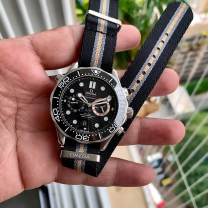 AMAZING SEAMASTER 007 FIRST LIGHT MEN'S WATCH