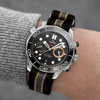 AMAZING SEAMASTER 007 FIRST LIGHT MEN'S WATCH