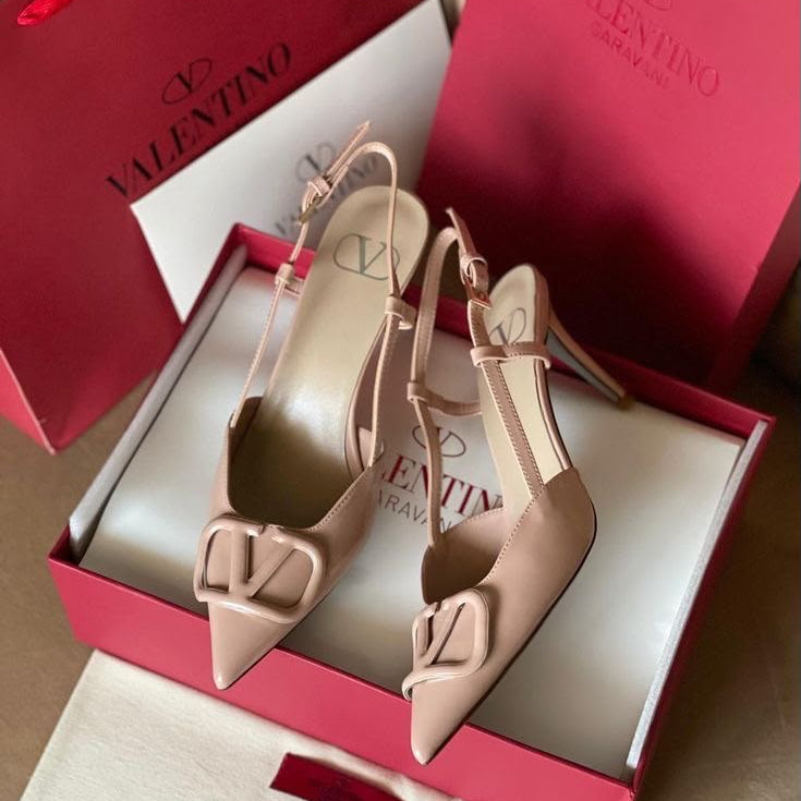 AMAZING SLINGBACK PUMPS HILLS