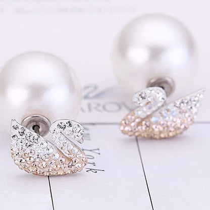 AMAZING ICONIC SWAN STUD EARRING