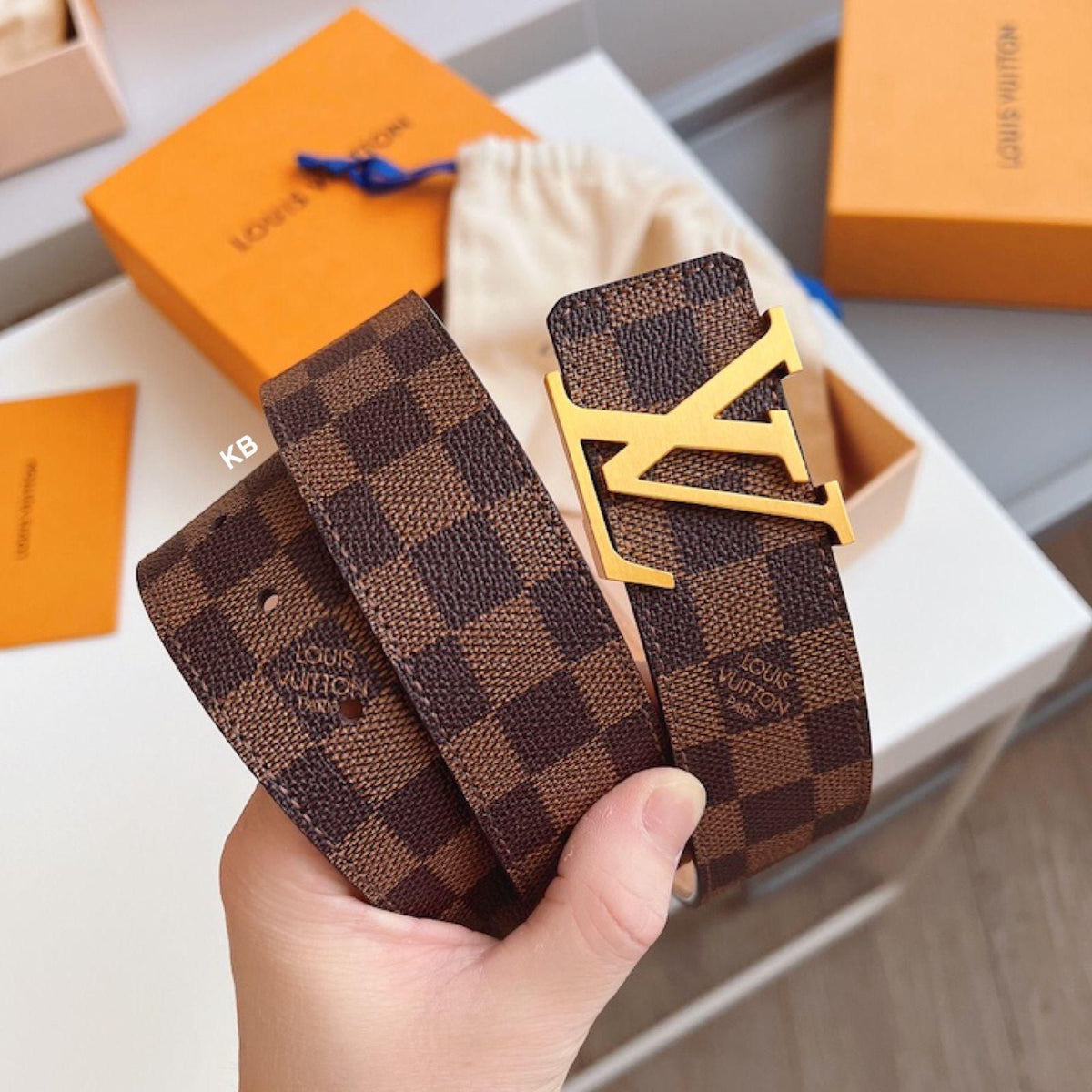 AMAZING VUITTON BROWN GRID BELT*