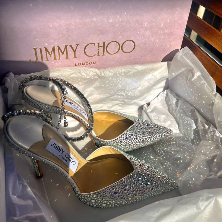 AMAZING CHOOSAEDA 100 | IVORY SATING PUMPS WITH CRYSTAL