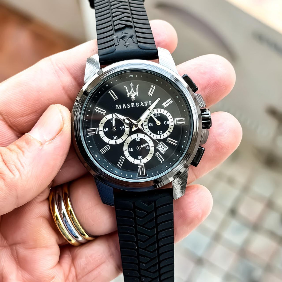 AMAZING MASERATI SUCCESSO CHRONOGRAPH WATCH