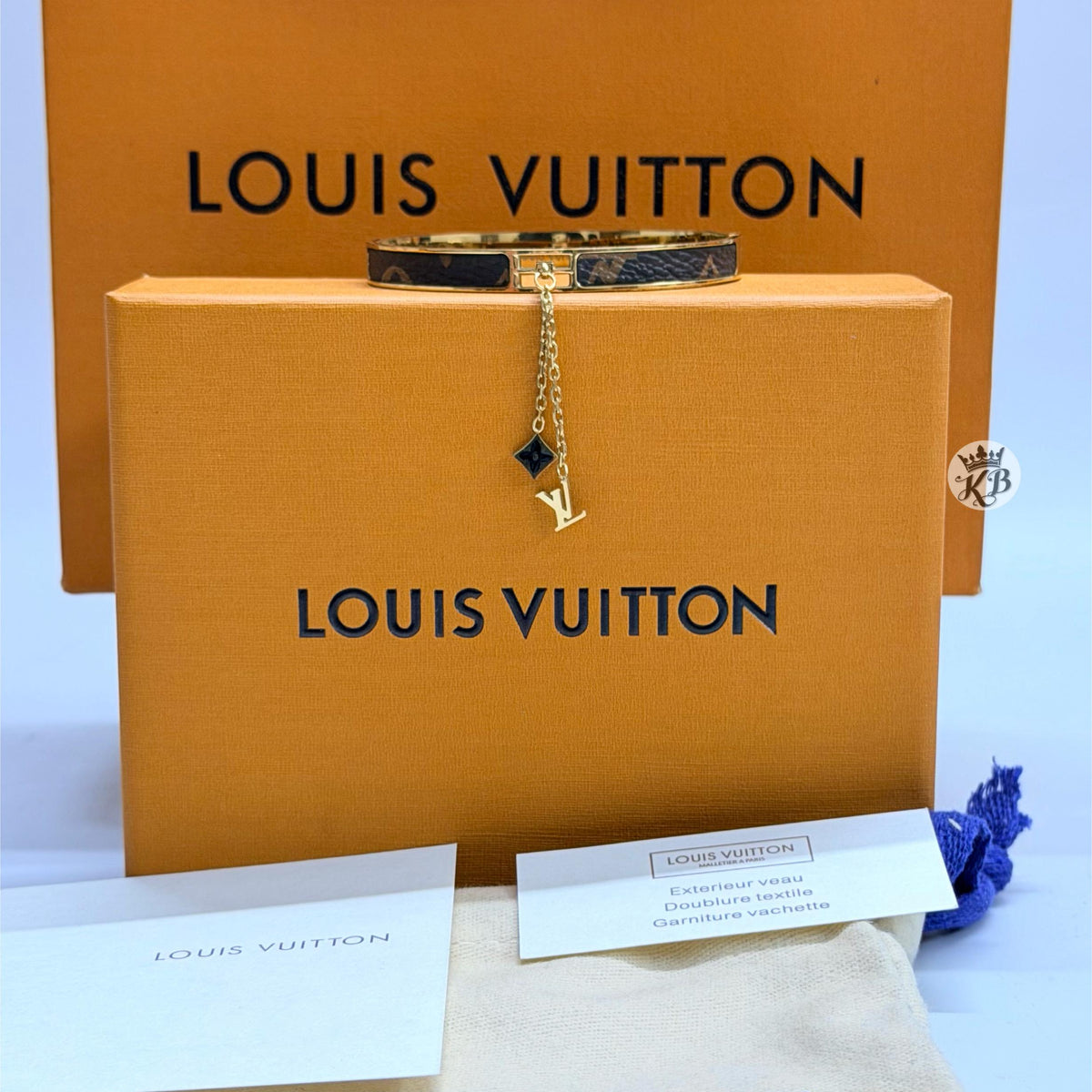 AMAZING LV BRACELET