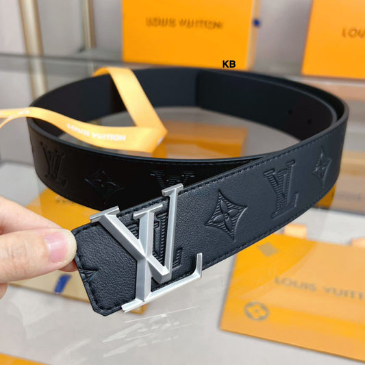 AMAZING L VUITTON SHAPE BELT*