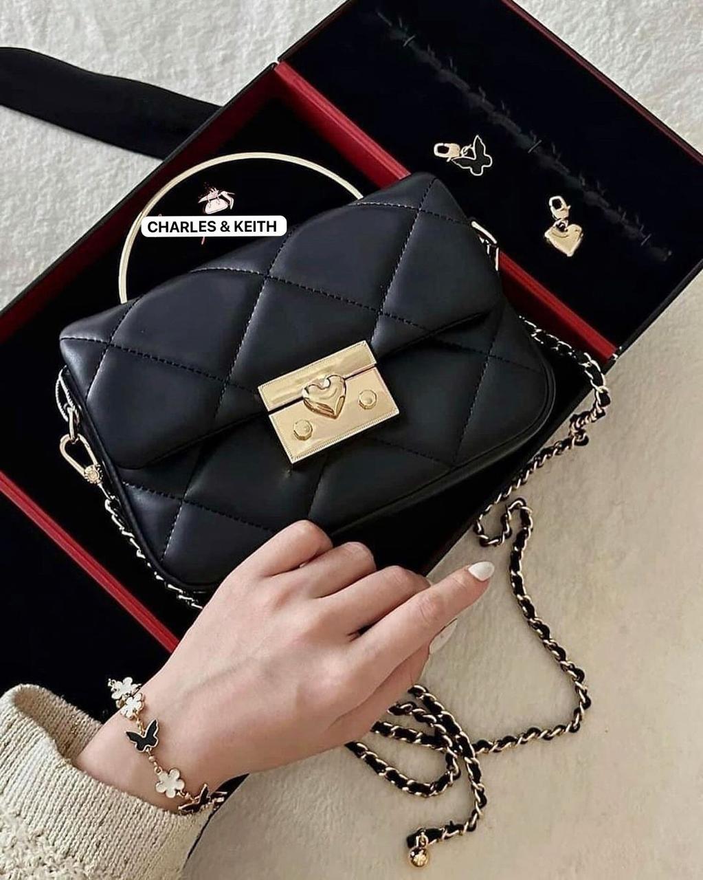 AMAZING TOP HANDLE BAG*