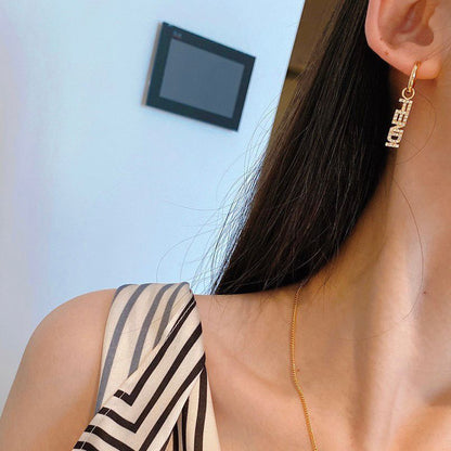 AMAZING FENDI SINAGTURE EARRING😍*